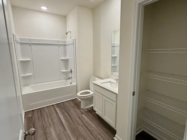Carriage Wood Cir — Photo 6