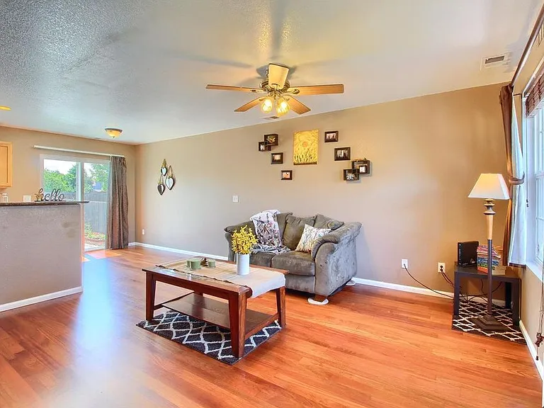 1170 Bluebird St — Photo 2