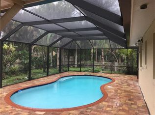 425 15th St NW, Naples, FL 34120