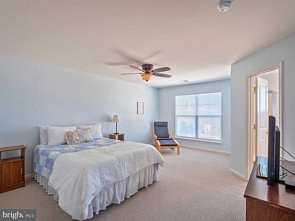 5th image of 9223 Alvyn Lake Cir