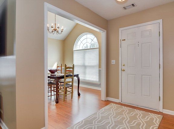 3rd image of 1248 Watsonia Dr