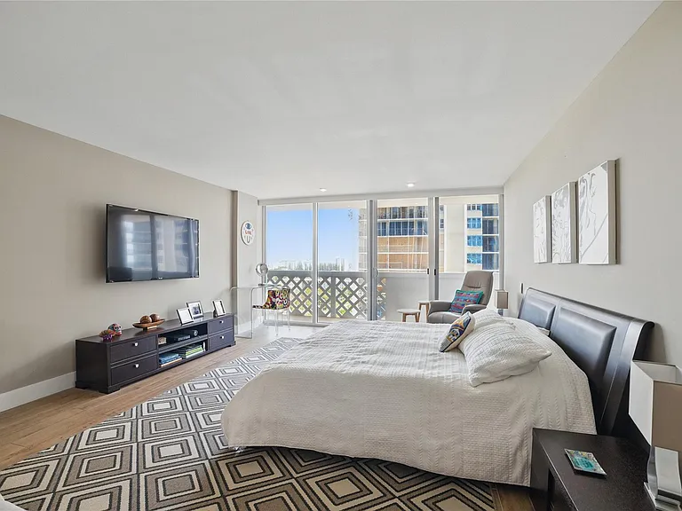 1200 S Ocean Blvd #12G — Photo 15