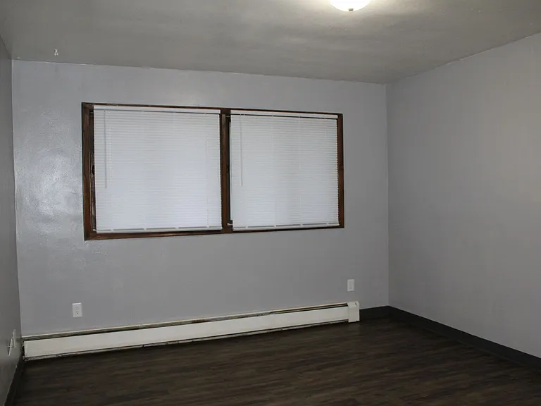 430 W Calumet St — Photo 7