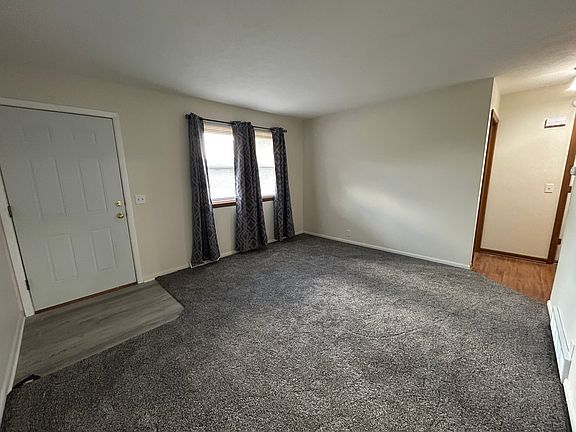 3rd image of 333 Rahm St #333