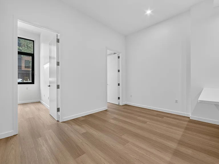 1010 Pacific St #106 — Photo 3