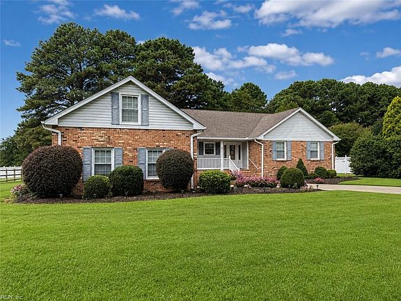 2nd image of 2149 Partridge Pl