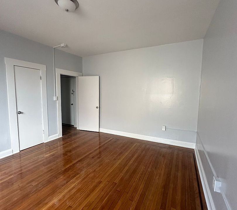 1st image of 4529 Cottage Pl APT B3
