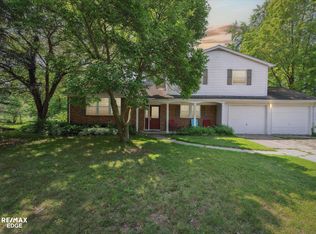 6043 Trenton Dr, Flint, MI 48532