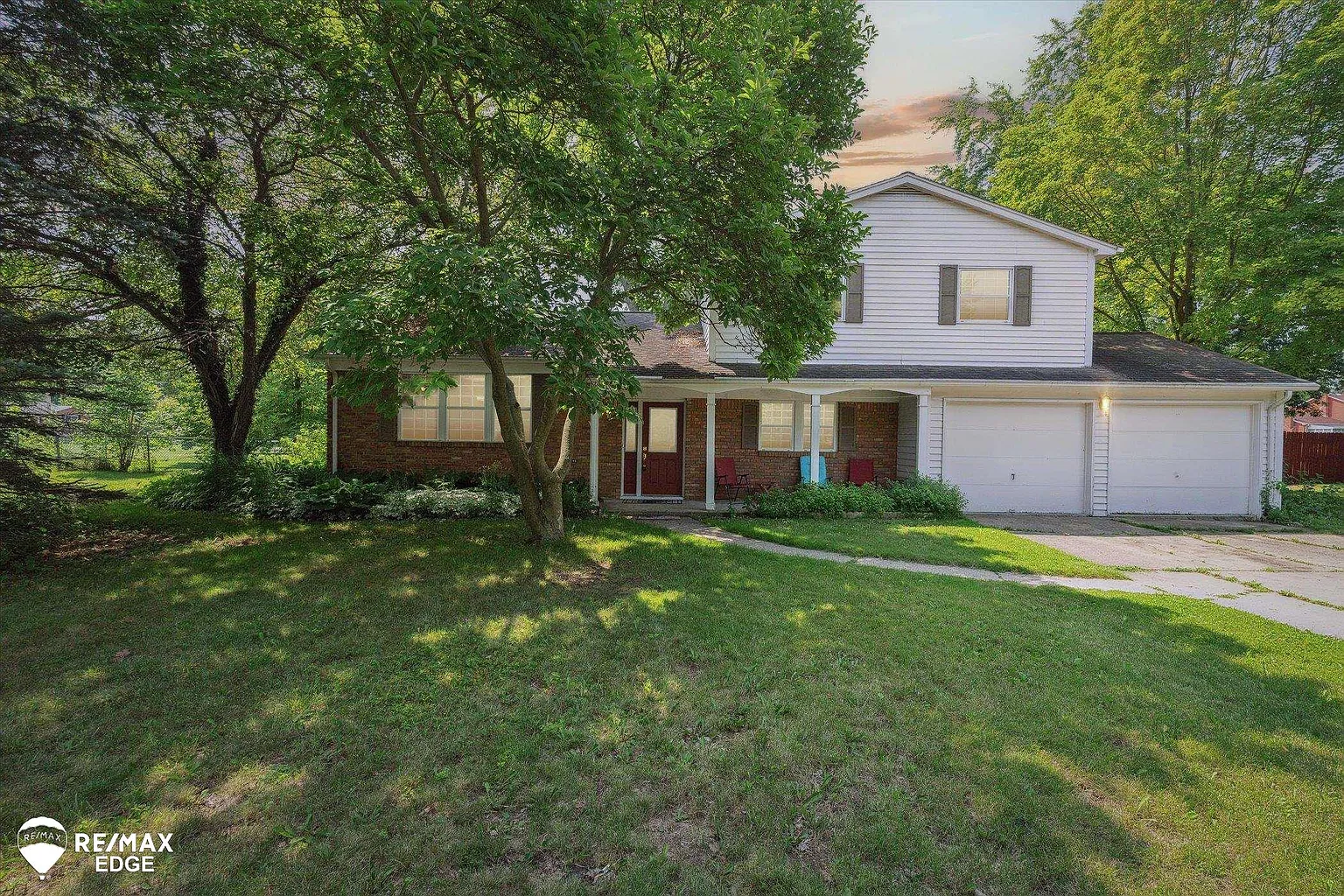 6043 Trenton Dr photo 1