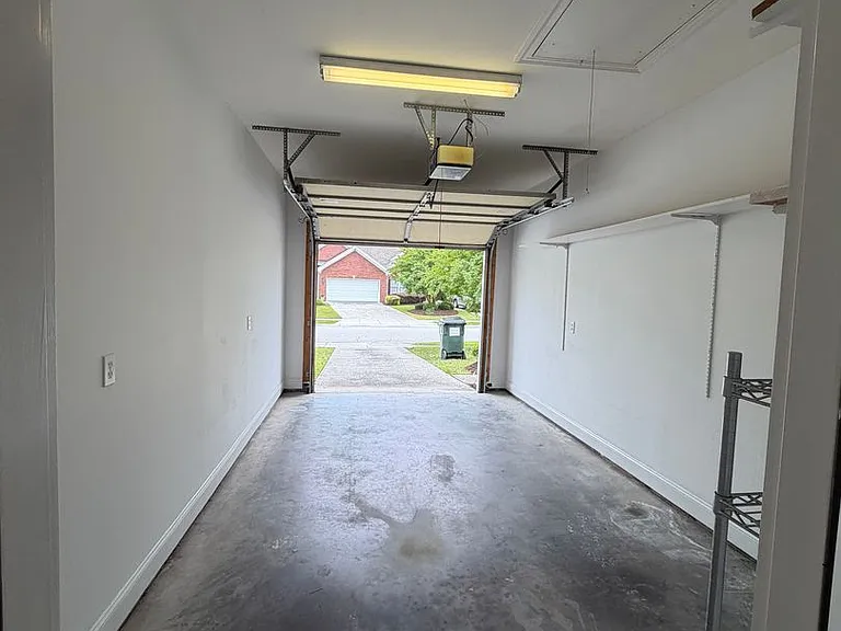 7759 Marymount Dr — Photo 21