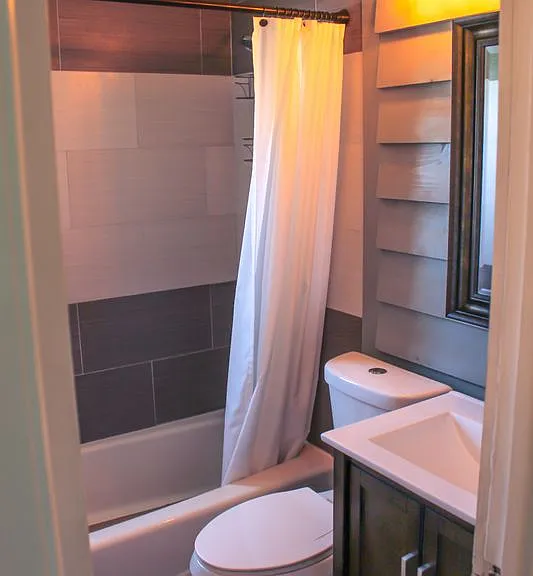 4457 Floramar Ter — Photo 12