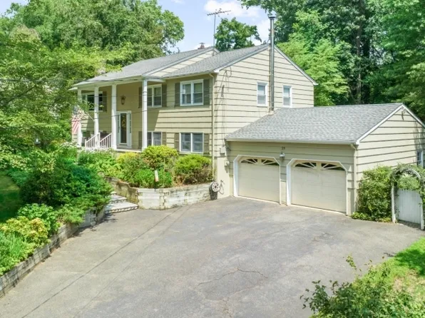 25 Dodie Dr, Parsippany-Troy Hills Twp., NJ 07054