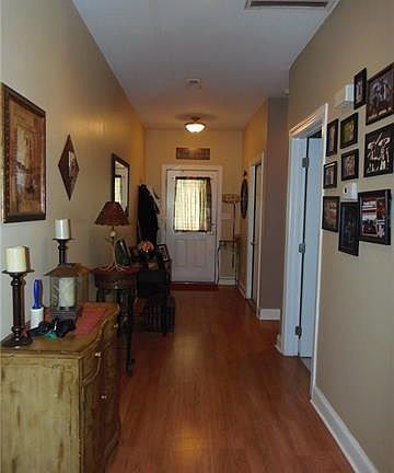 5th image of 107 Sherman Oaks #2