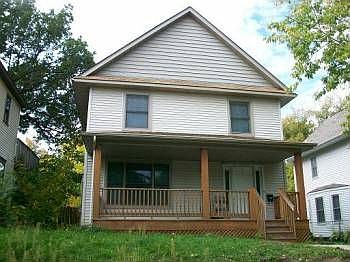 2nd image of 2815 Bryant Ave N