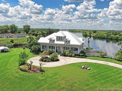 www.zillow.com