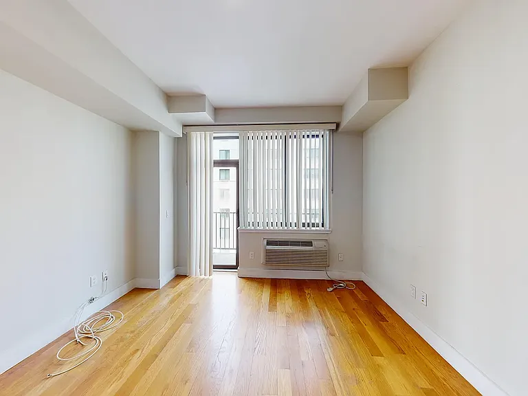 71 E 110th St #5B — Photo 5