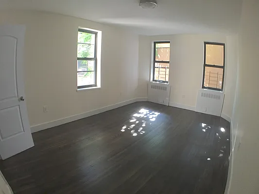 Rented by Newcastle Realty Services | media 9