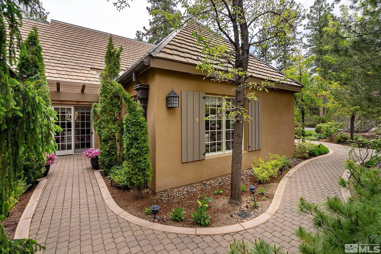 6400 Zermatt Ct photo 1