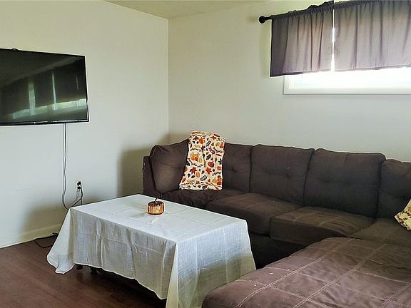 3rd image of 4325 Cosmos Hill Rd