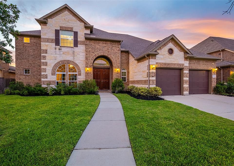 1st image of 25714 Creek Ledge Dr