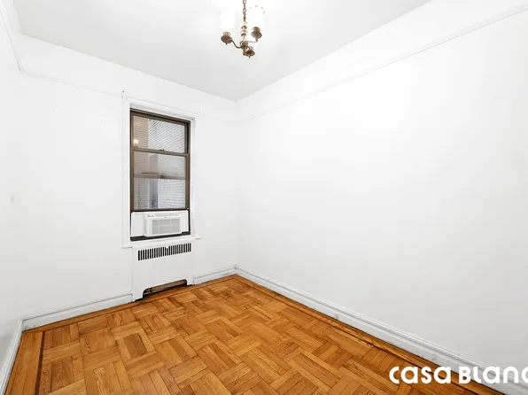 687 West 204th Street 1E image 12 of 12