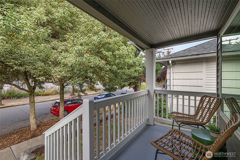 3rd image of 4512 6th Avenue NW