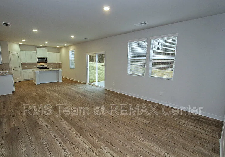 5153 Union Heights Way — Photo 4
