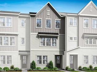 1030 Zelkova Ln, Chapel Hill, NC 27517