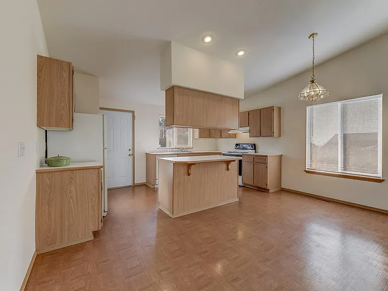6806 64th Pl NE #B — Photo 6