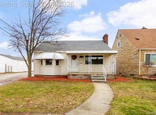 6731 Robinson Ave, Allen Park, MI 48101