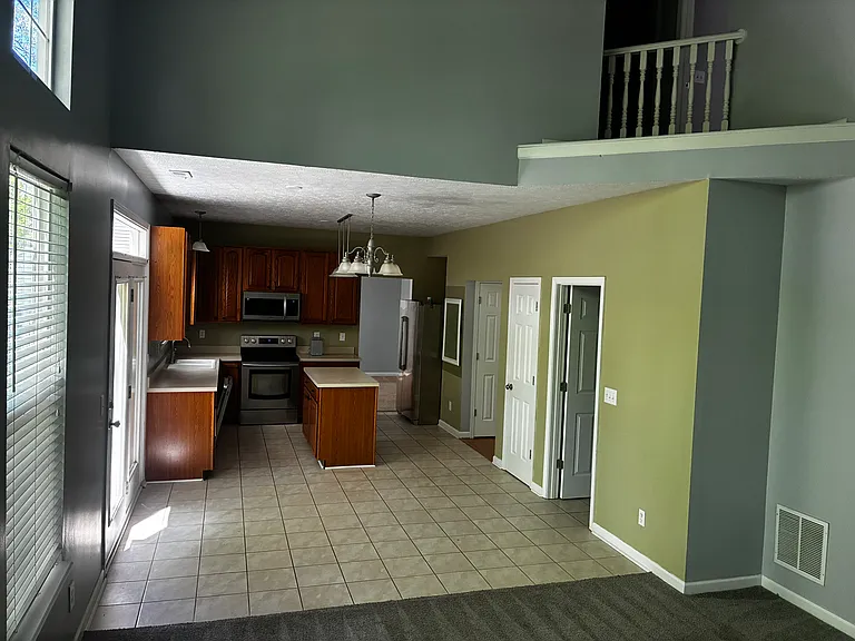 12647 Gunnison Dr — Photo 8