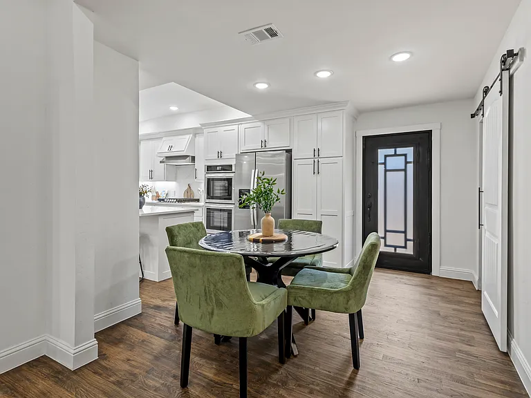 13002 Halwin Cir — Photo 31