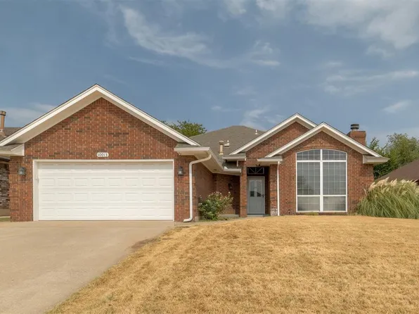 10013 Forest Ln, Midwest City, OK 73130