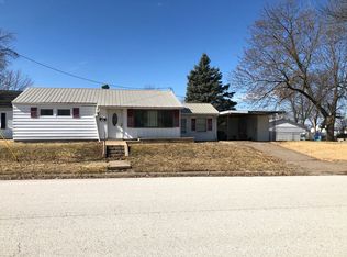 1105 N 16th St, Quincy, IL 62301