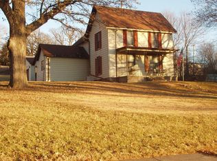 321 Park St, Oakland, IA 51560