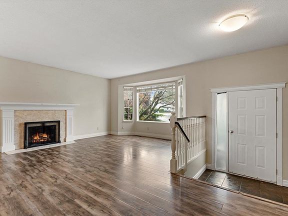 5th image of 2833 Gardner Pl