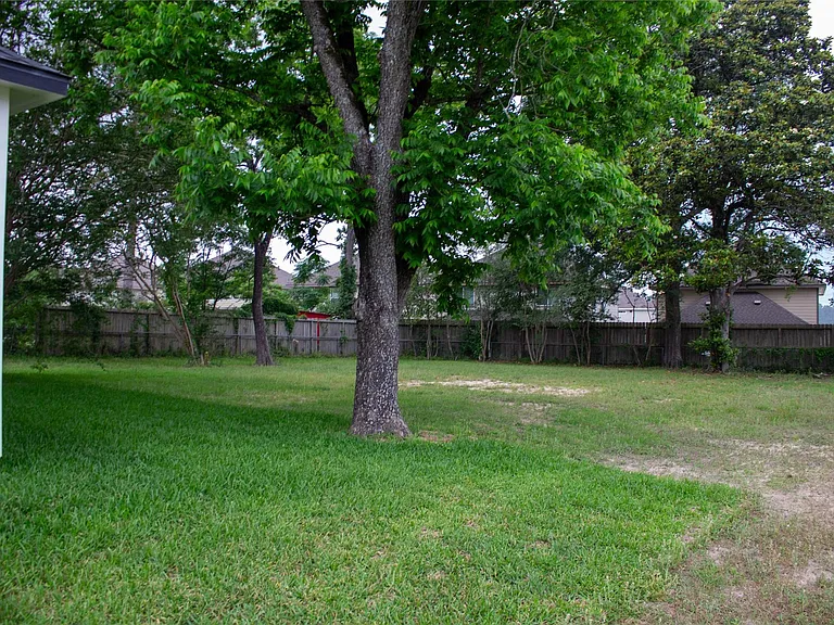 106 Runnels St #A — Photo 37