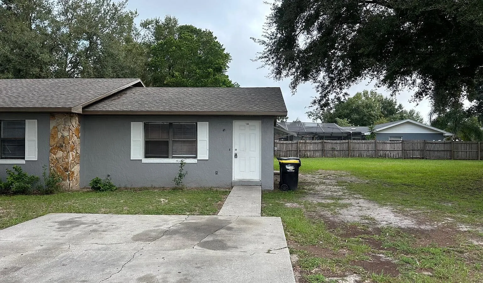 2 bed, 2.0 bath, 984 sqft, $1,300 — Photo 1