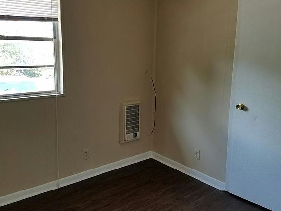 5th image of 2428 Belvedere Ave APT 10