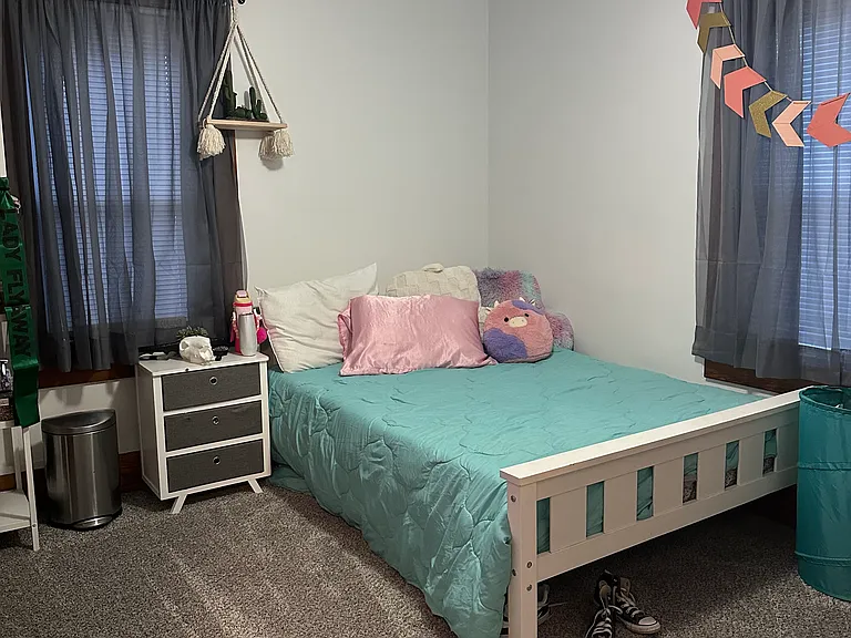 573 Bedford St #1 — Photo 7