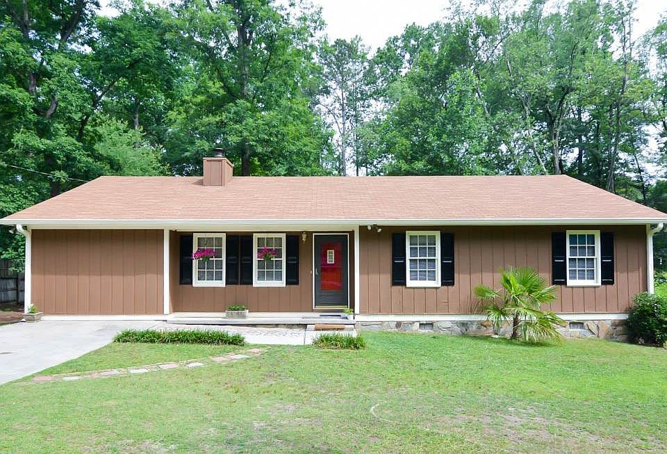 1st image of 423 Bob Wood Dr