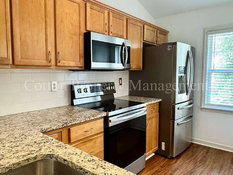 5138 Greenville Loop Rd #D — Photo 5