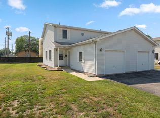 908 N Wheeler St, Griffith, IN 46319