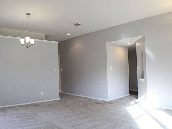 3rd image of 4853 Crumbcake Dr