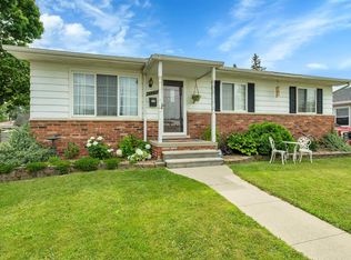 68256 Howard St, Richmond, MI 48062