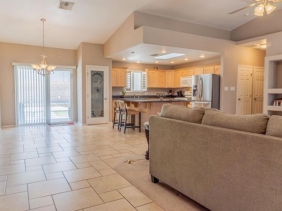 4th image of 11519 E Del Verde St