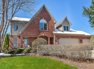 2421 Waterside Dr, Aurora, IL 60502