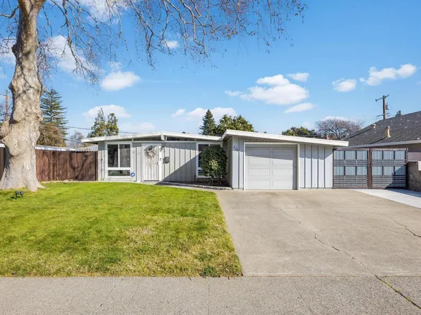 711 Azalea Way, Vacaville, CA 95688