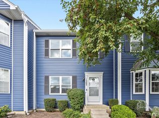 1503 Delaware Ct, Geneva, IL 60134