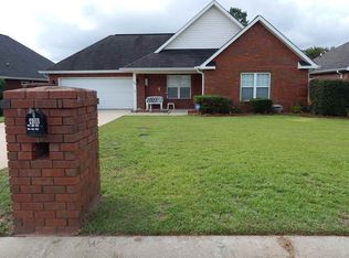 406 Links View Dr, Bonaire, GA 31005